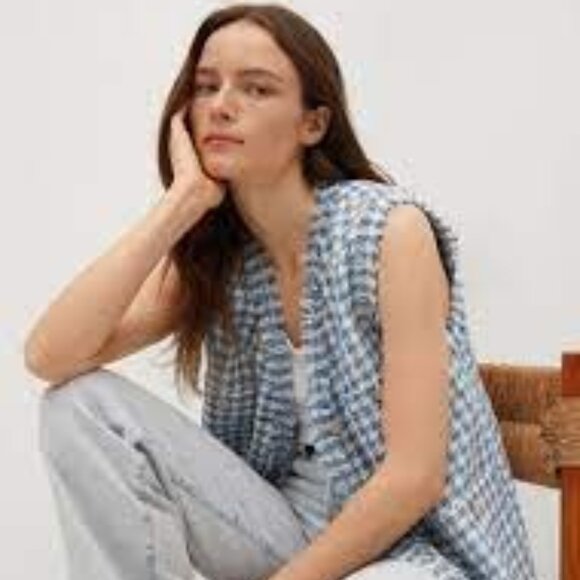 MANGO Tweed Houndstooth Vest in Blue and White - Picture 4 of 16